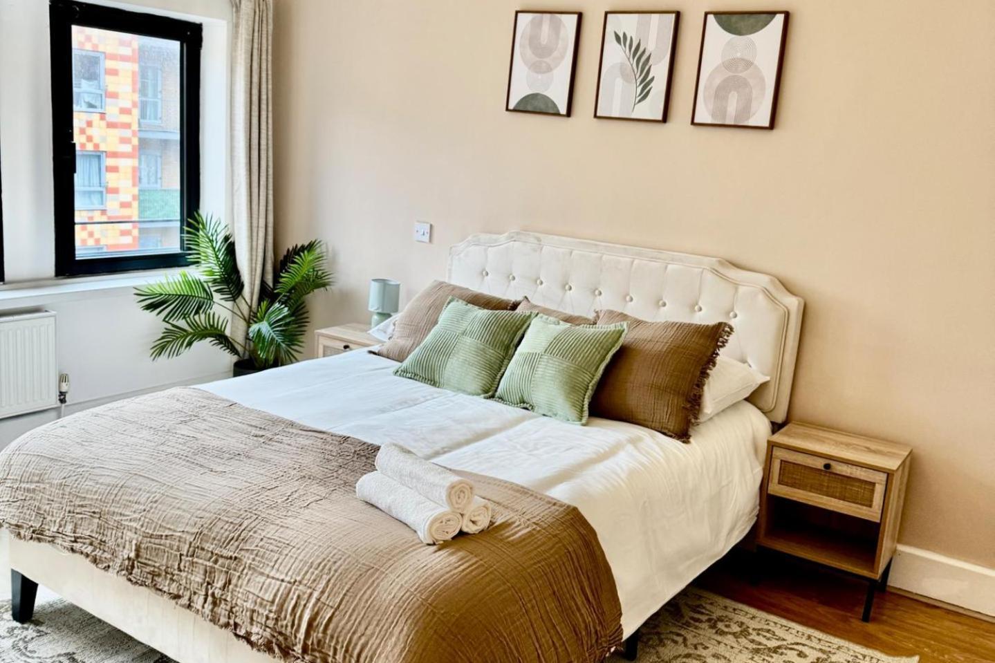 Stylish 1 Bed - Sleeps 4 & Free Parking Appartamento *