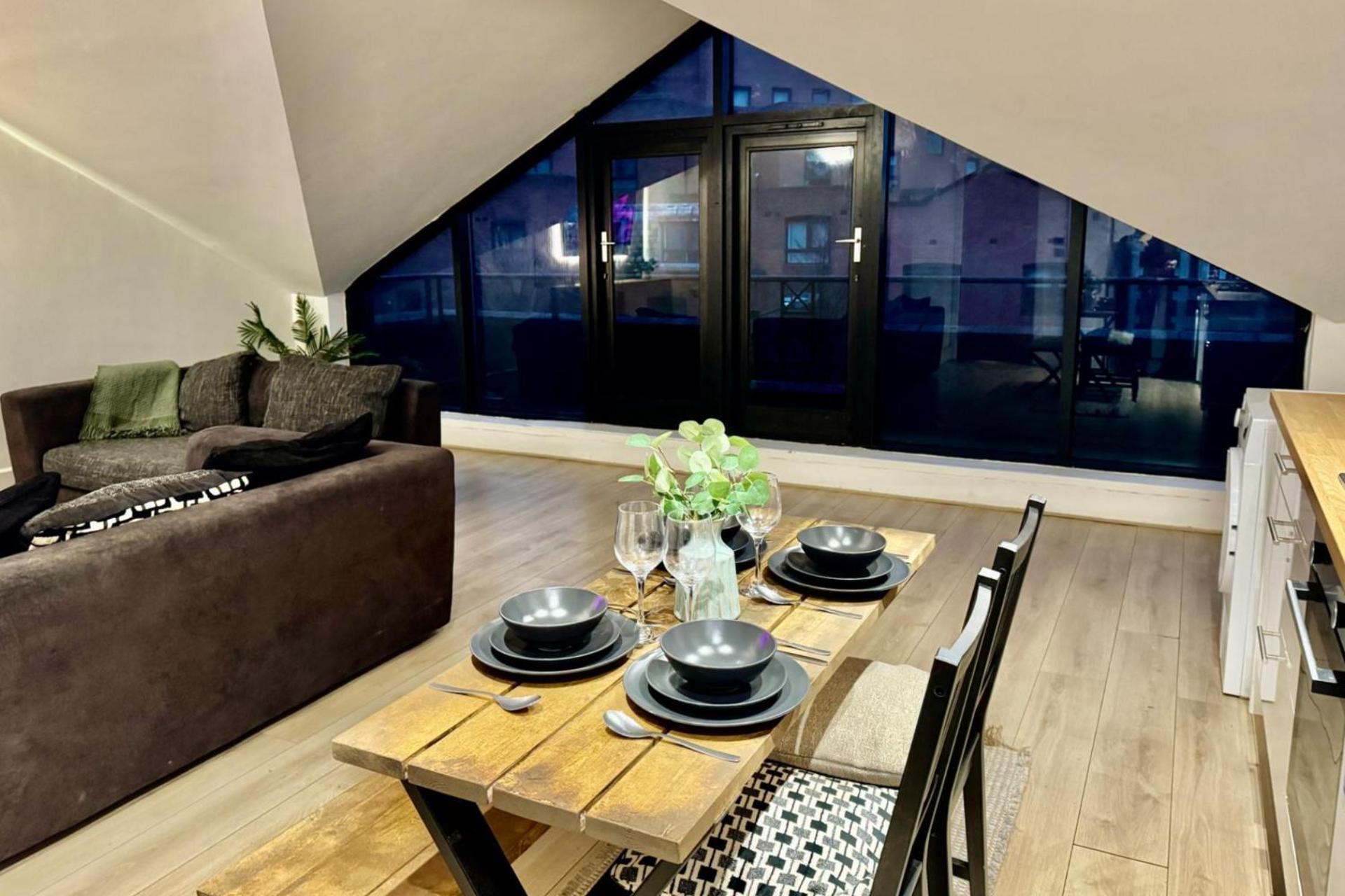 Stylish 1 Bed - Sleeps 4 & Free Parking * Londra