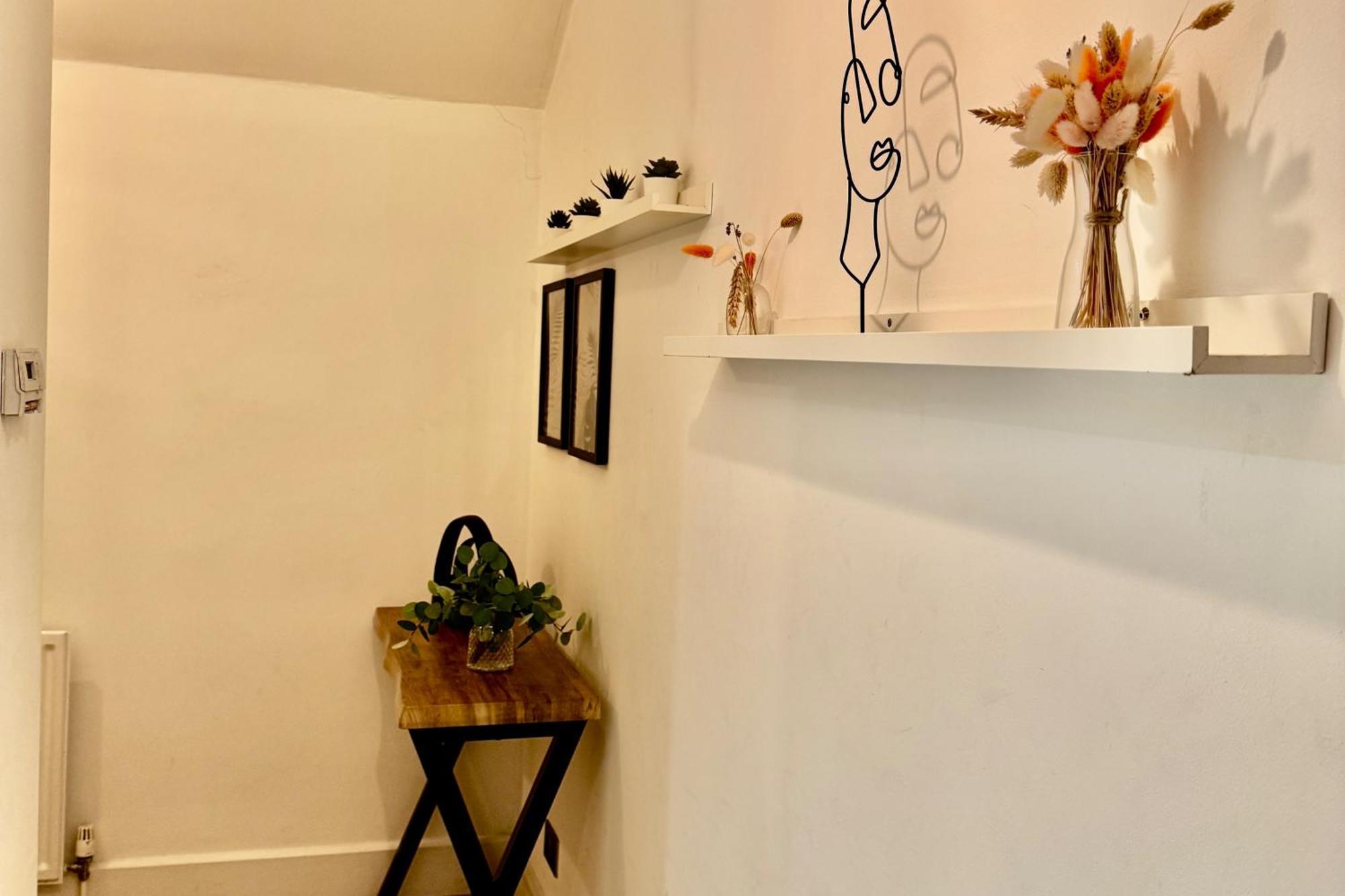 Appartamento Stylish 1 Bed - Sleeps 4 & Free Parking Londra
