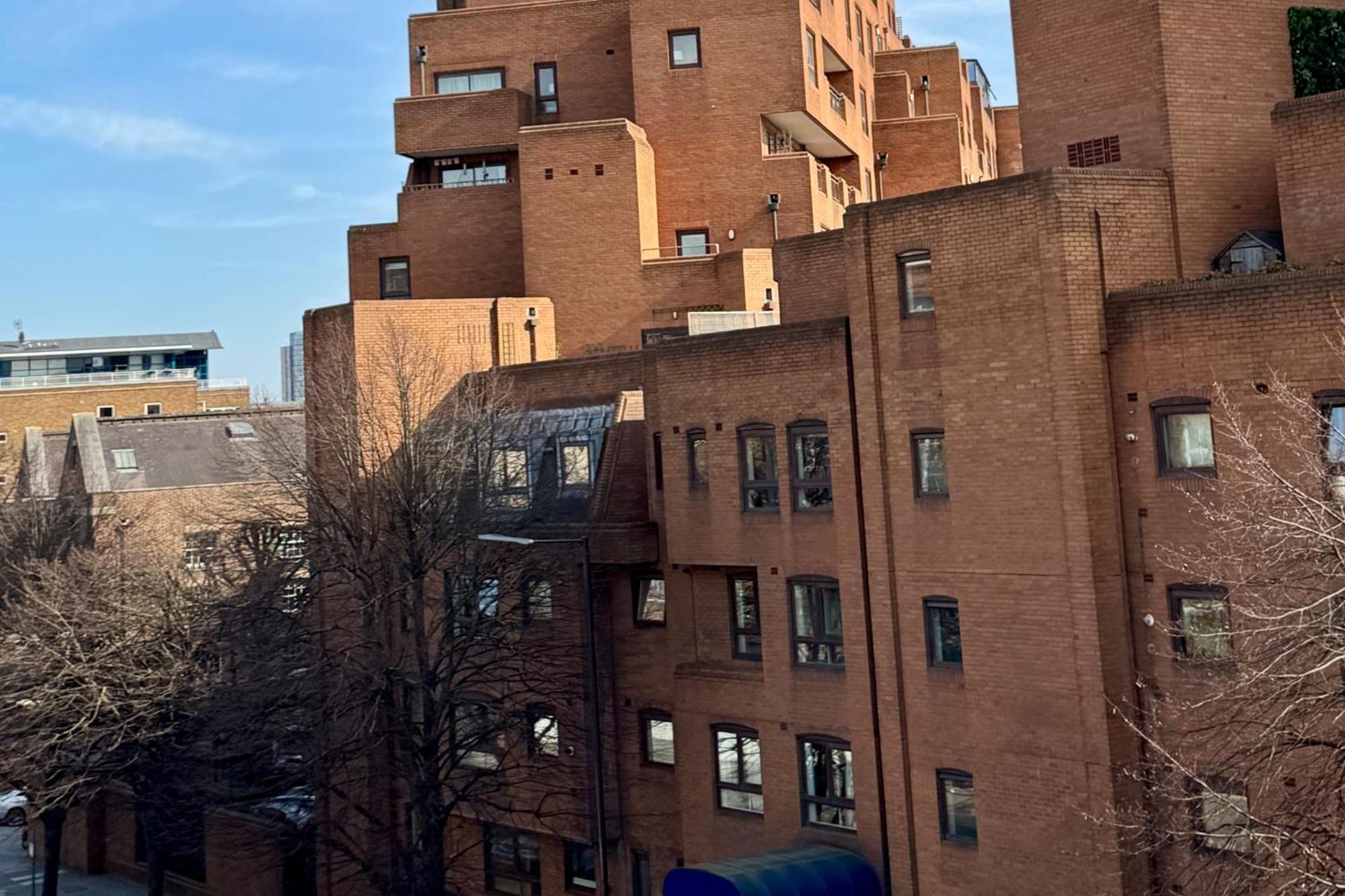 Stylish 1 Bed - Sleeps 4 & Free Parking Appartamento *